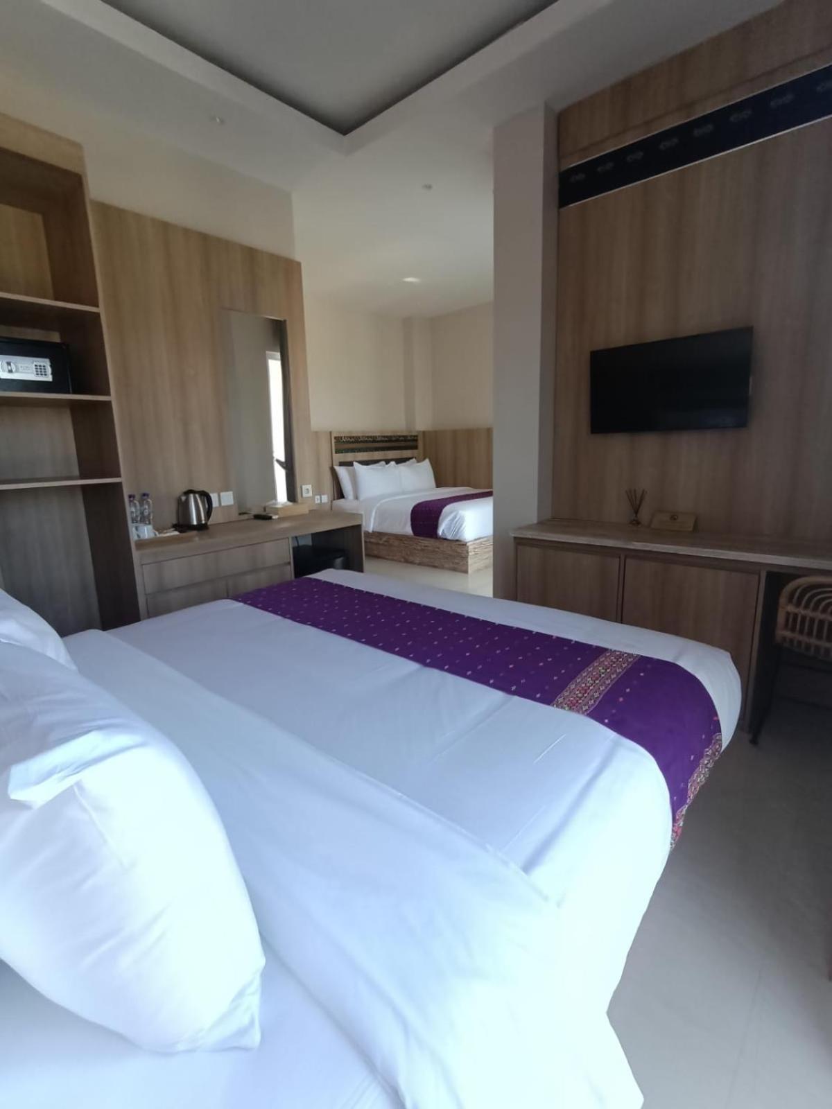 Dejavu 2.0 Hotel Bajo Komodo Labuan Bajo Luaran gambar